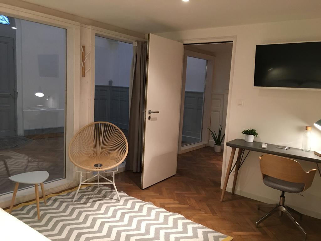Gite Le Temple - Appart Hotel Verdun-sur-Meuse Eksteriør bilde